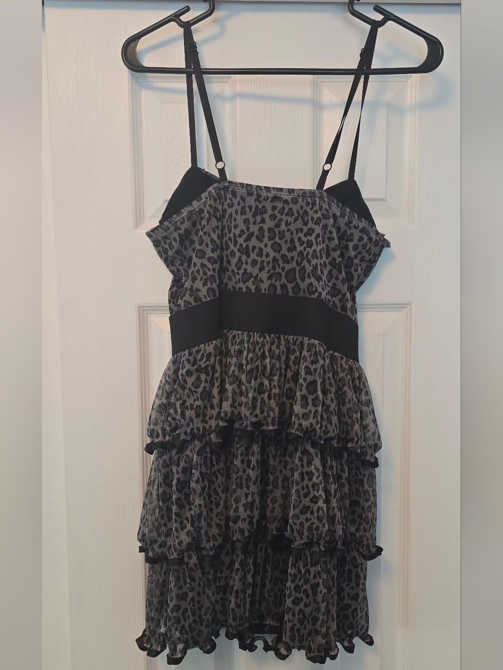 Wet Seal Black & Gray Leopard Tiered Mini Dress - Picture 2 of 3